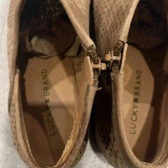 [US9.5]Lucky Brand  Basel Ankle Boots - Picture 9 of 10